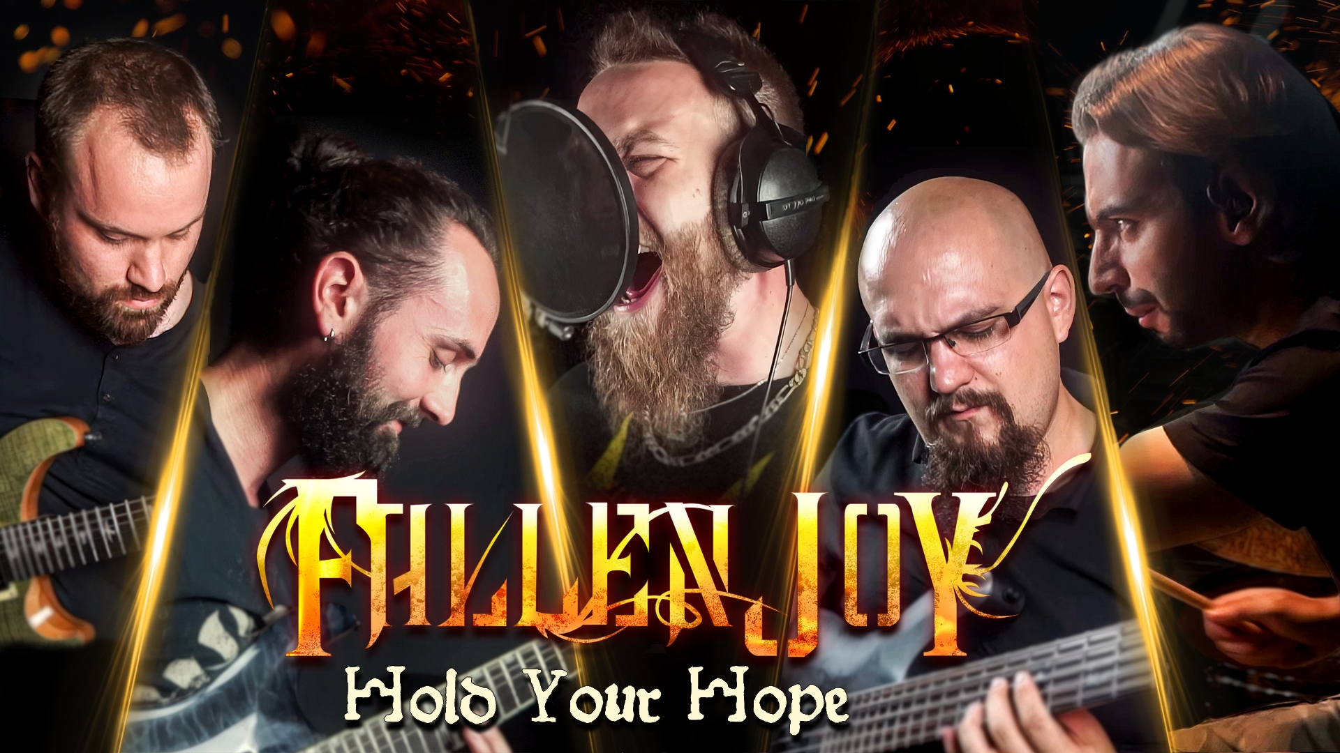 1st Single “Hold your Hope” Available !